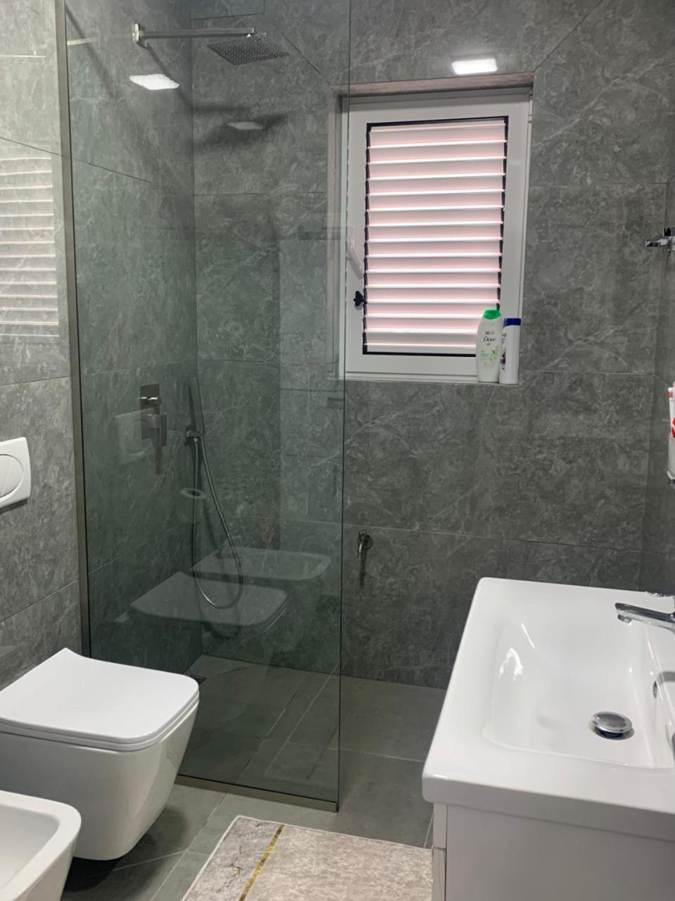 Flat In Berat'S Center Exterior foto